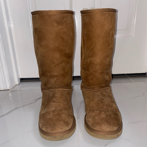 UGG Tall Boots - Picture 4 of 9